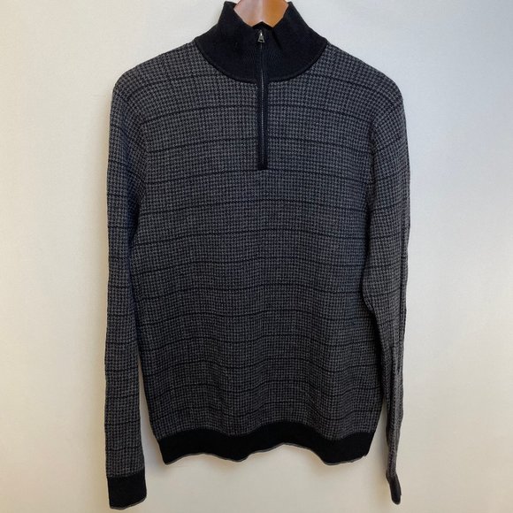 Banana Republic Mens 100% Merino Wool Pullover Sweater Size L Black Gray 1/4 Zip - Picture 1 of 6